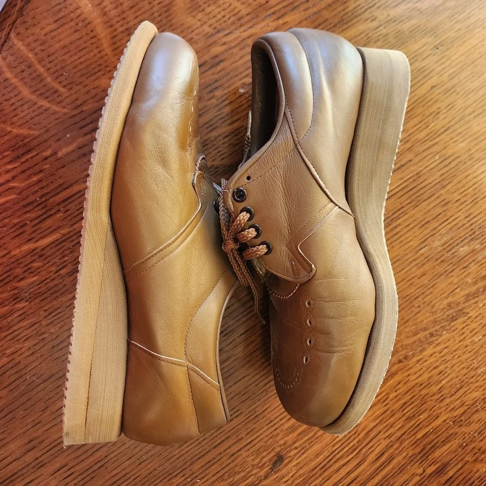 P. W. Minor Orthopedic Beige Lace Up Wedge Heel Comfort Shoe 8‎ Wide Inserts